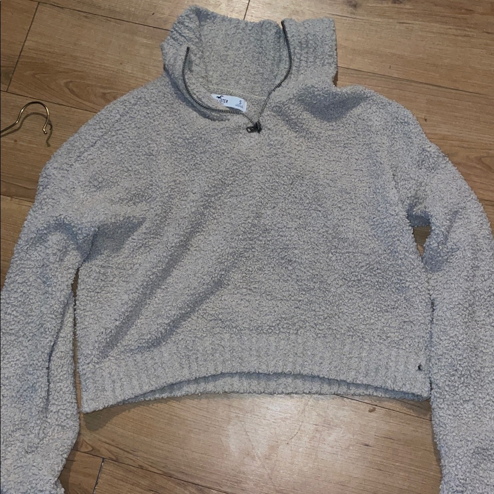 Hollister Cream Sherpa Pullover